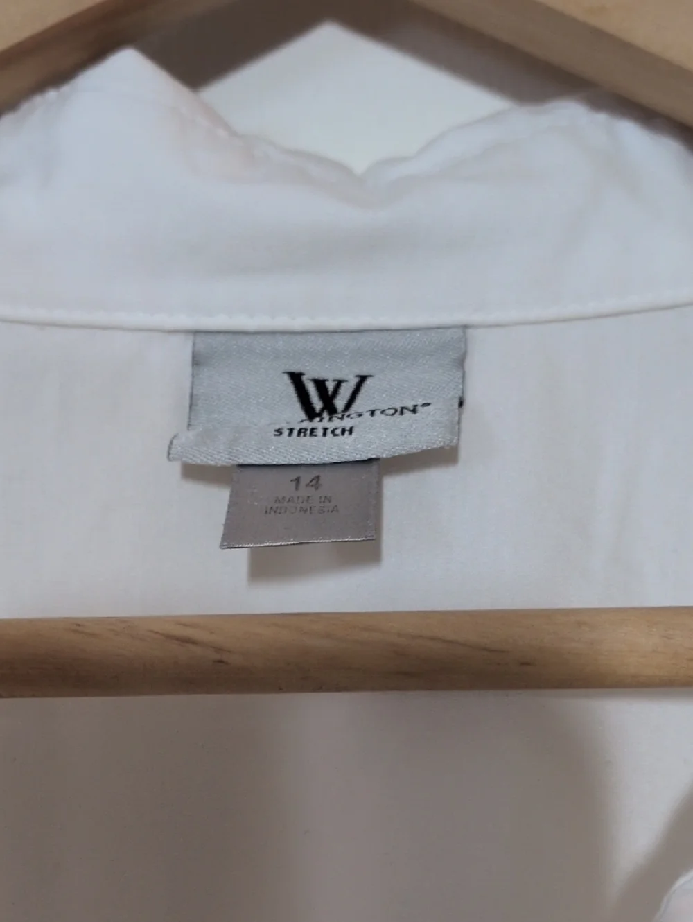Worthington women's White Stretch Button-Up poplin Shirt size 14 - Picture 3 of 10